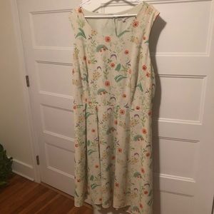 Spring dress with sexy cutout